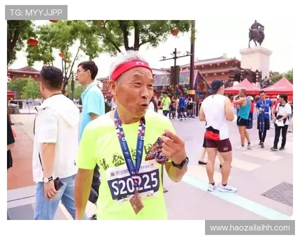 西安飞盘队在马拉松大满贯中的默契配合与精彩表现分析