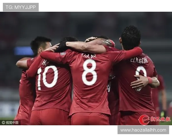 上港与重庆精彩对决重播回顾赛场瞬间与精彩进球分析 上港与重庆精彩对决重播回顾赛场瞬间与精彩进球分析