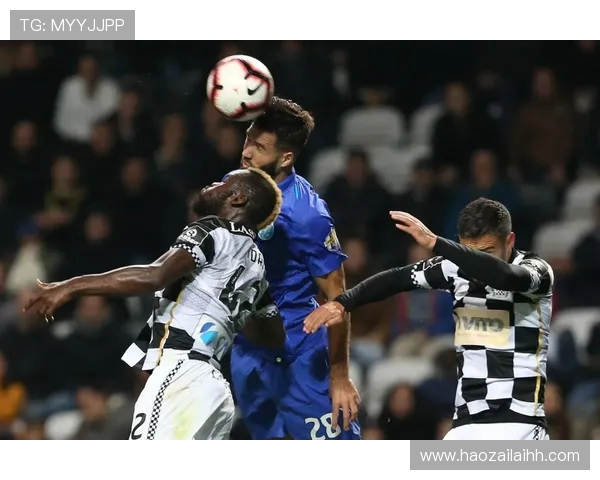 艾维斯与摩雷伦斯激战正酣谁能在这场较量中笑到最后