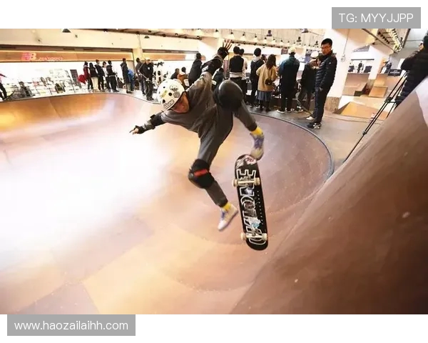 重庆城市马拉松赛中滑板队的速度表现与赛事影响力分析 重庆城市马拉松赛中滑板队的速度表现与赛事影响力分析