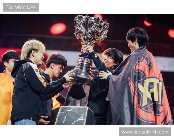 FPX战队在挑战者杯积分榜中以65分稳居第一，争夺冠军之路愈发明朗